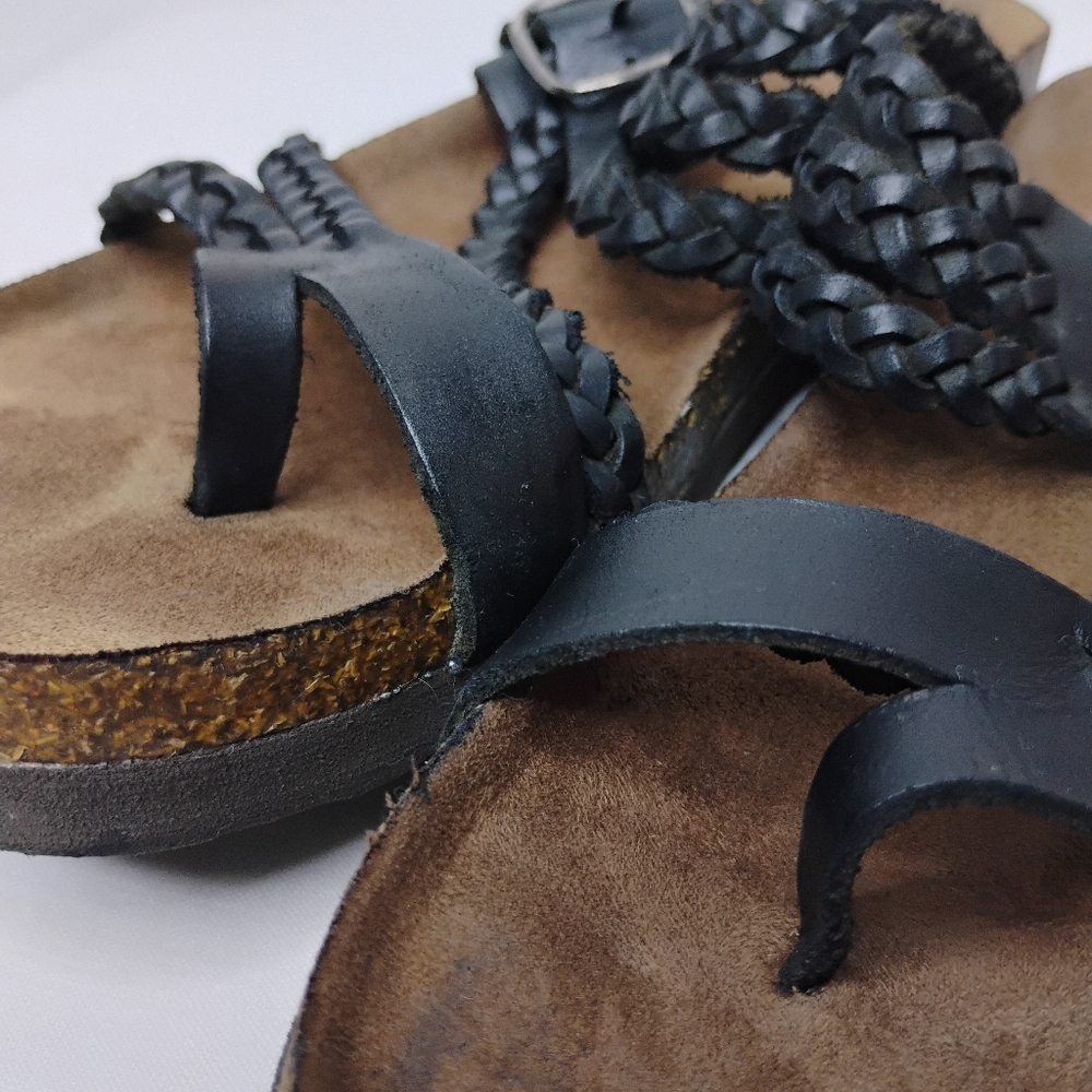 Women's 7.5 White Mountain Hayleigh Strappy Black Braided Leather Buckle Sandals - Picture 7 of 15